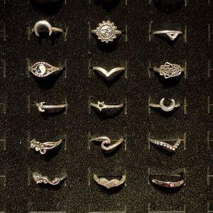 Vintage Silver Figural Dainty Ring Bundle Lot 18 Rings